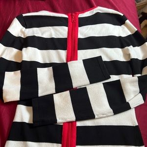Black and white stripped long sleeve dressy zip up long sleeve cardigan
